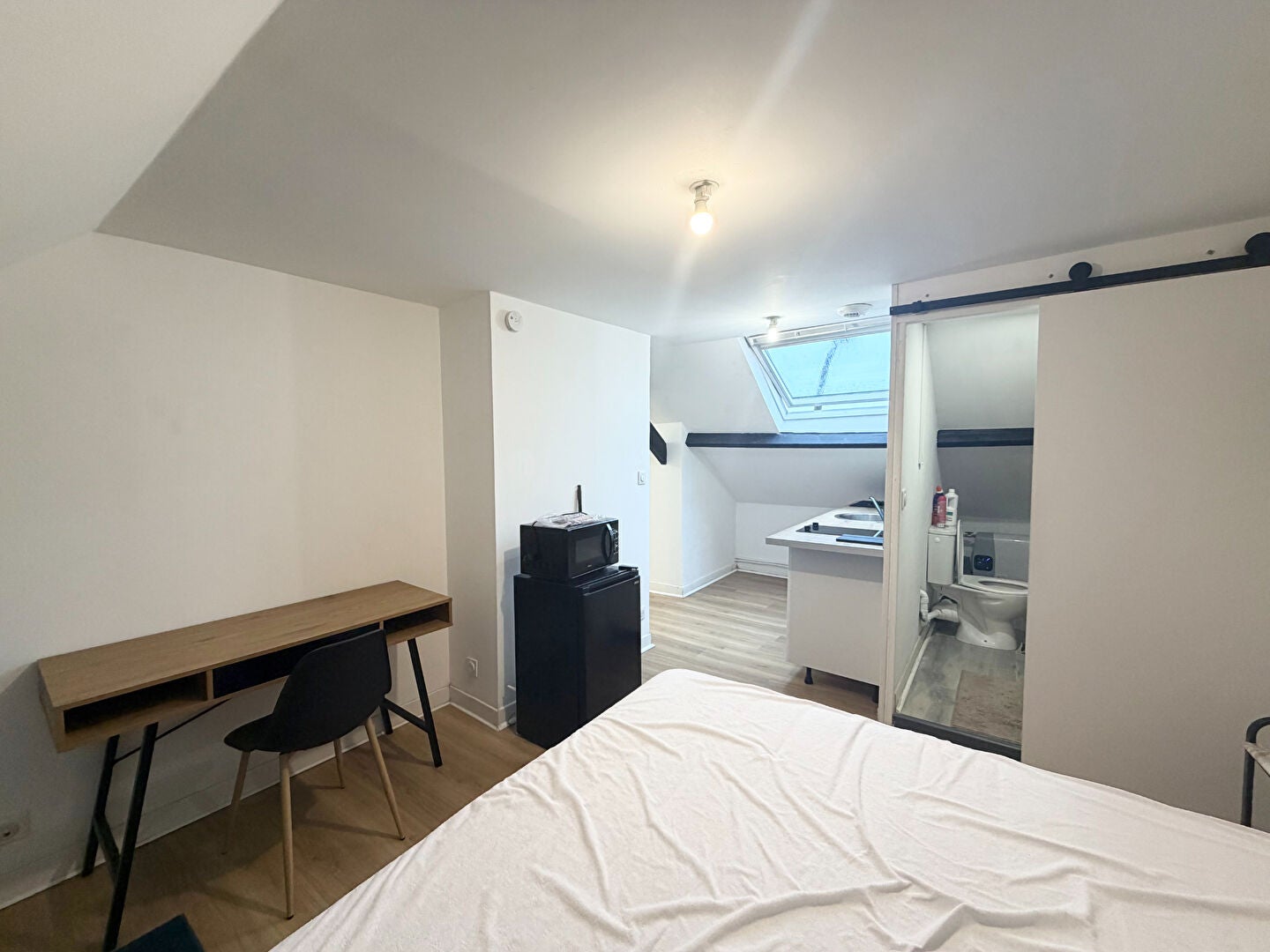 Room Rue du Cimetière Nord in Calais