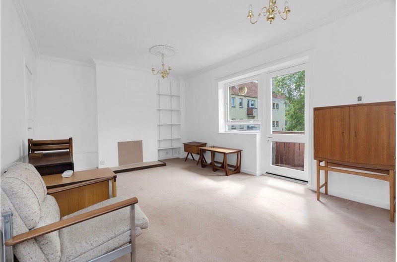 Room Canongate in City of Edinburgh