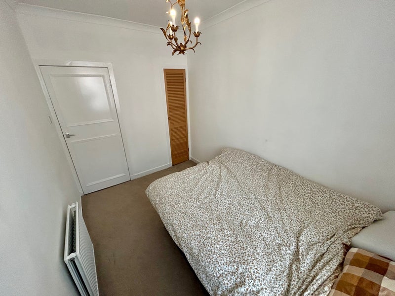 Room Canongate in City of Edinburgh