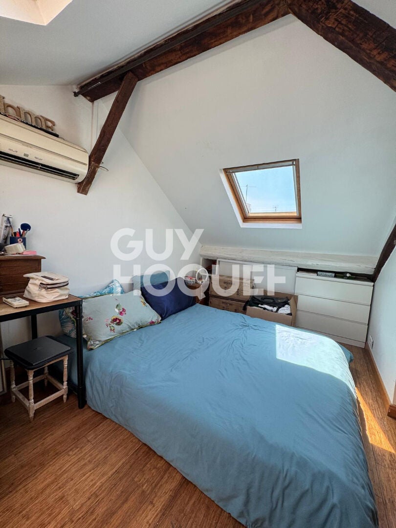 Flat Avenue Charles de Gaulle in Boulogne-Billancourt