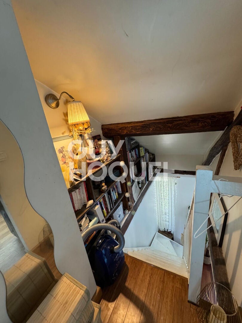 Flat Avenue Charles de Gaulle in Boulogne-Billancourt