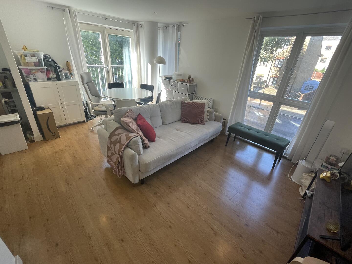 Flat Tredegar Road in Greater London