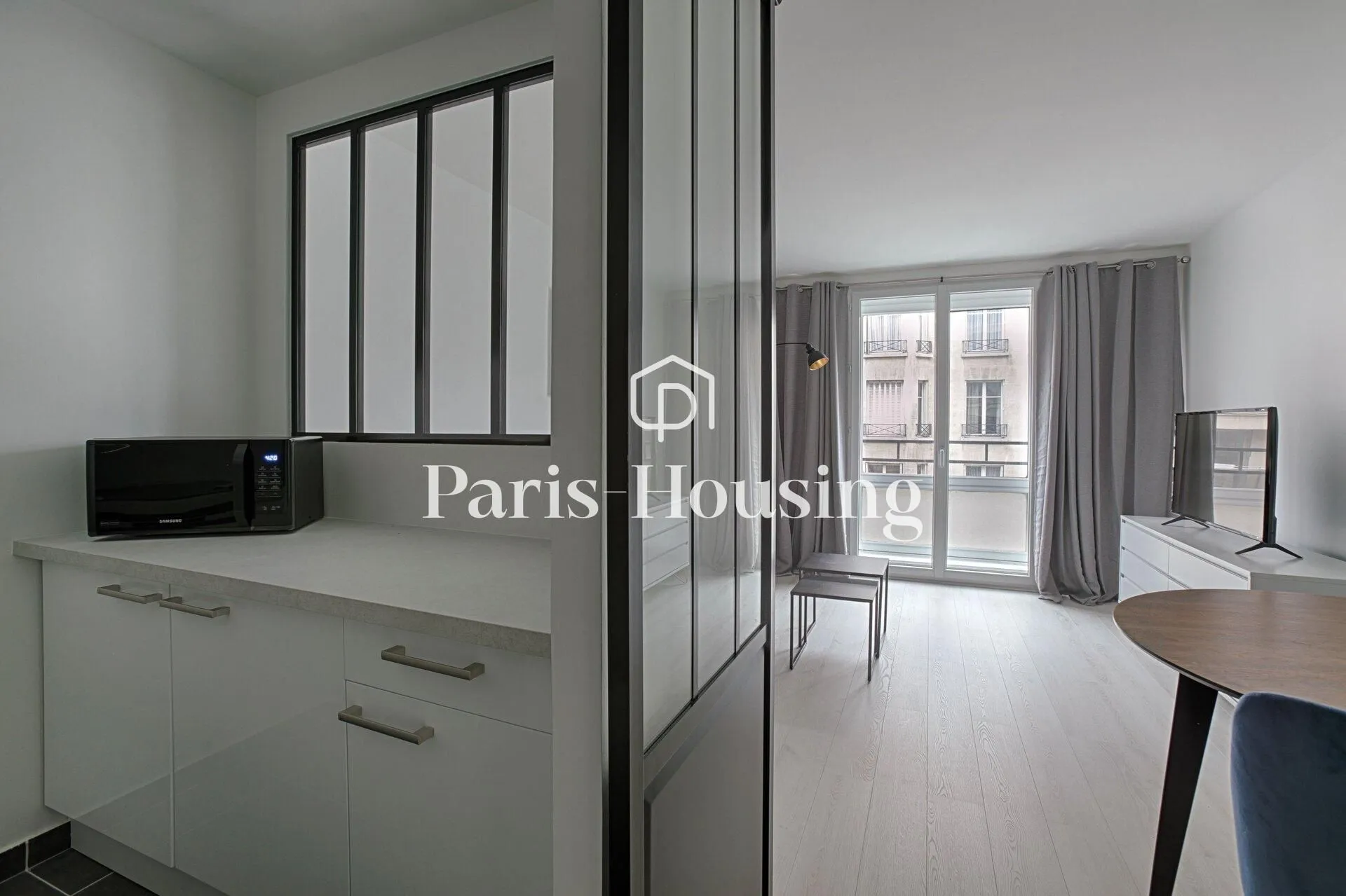 Appartement Rue Jouffroy d'Abbans à Paris