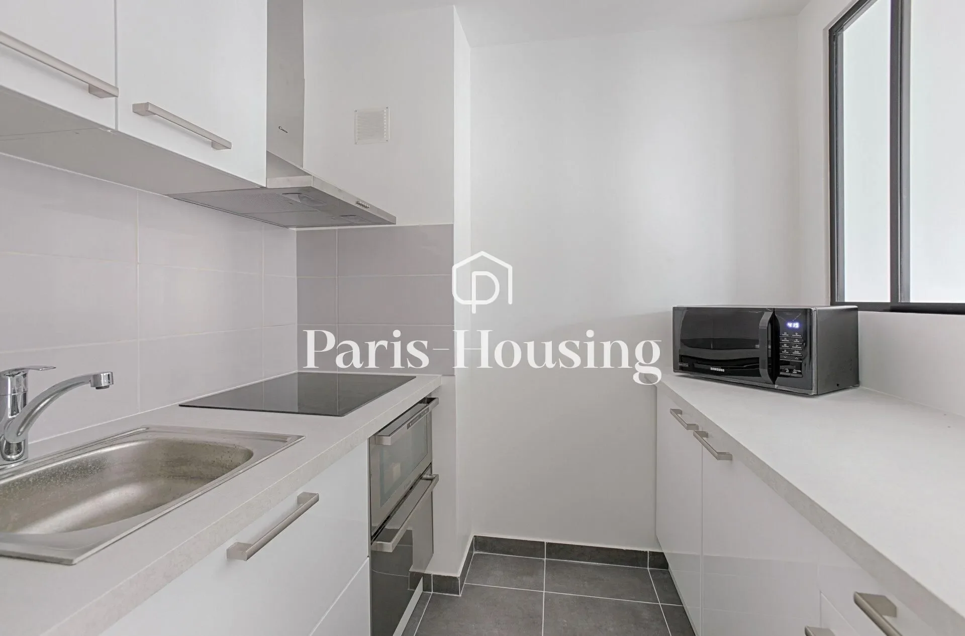 Appartement Rue Jouffroy d'Abbans à Paris