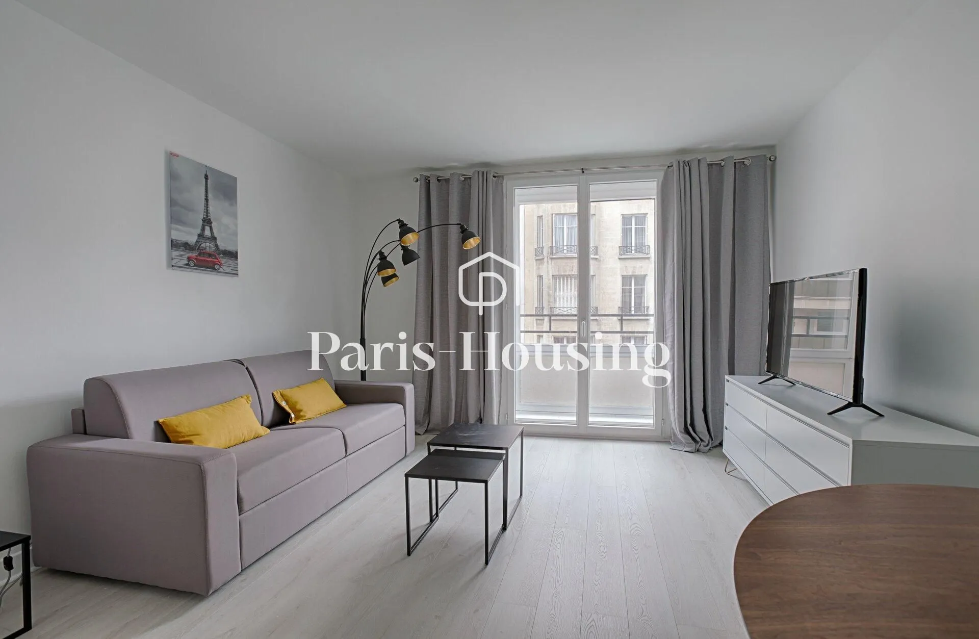 Appartement Rue Jouffroy d'Abbans à Paris