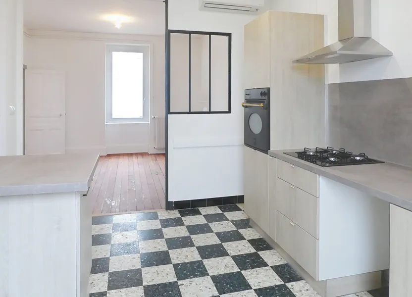 Flat Rue Jean Bart in Le Creusot