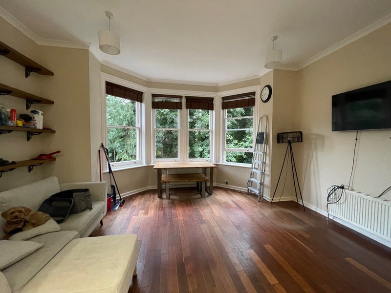 Flat Crystal Palace Park Road in Greater London