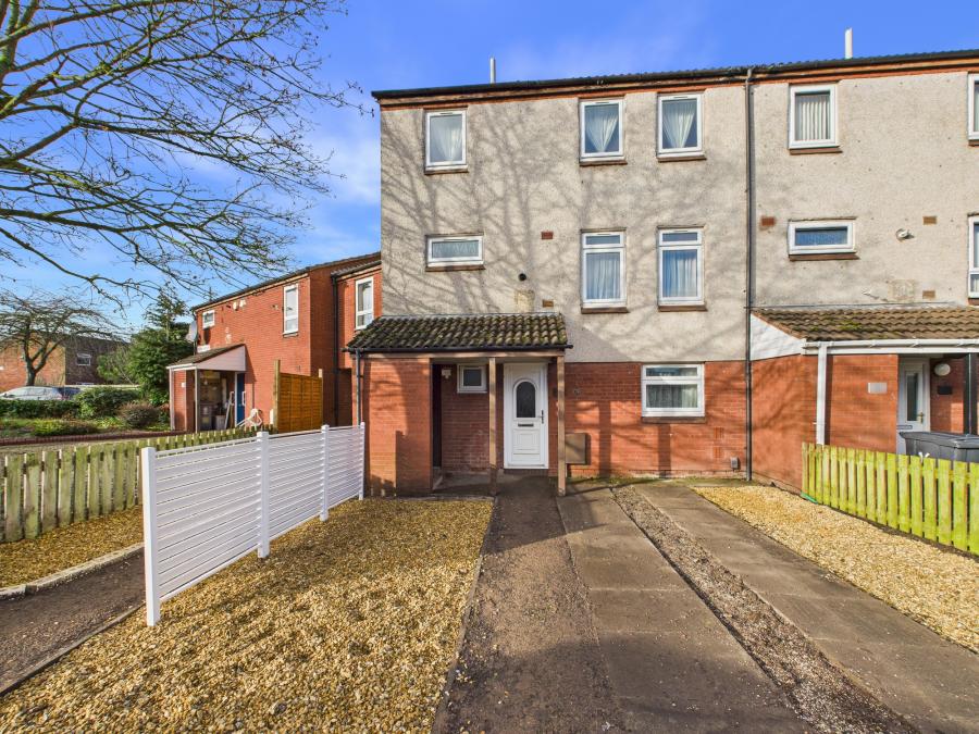 House Neston Gardens in Leicester
