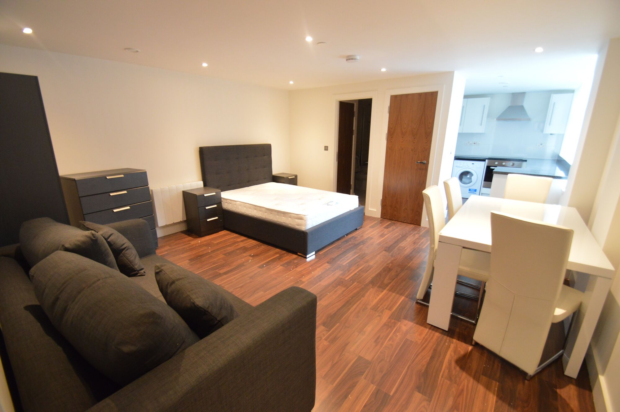 Flat Cheapside in Reading