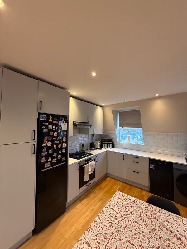Room Geraldine Road in Greater London