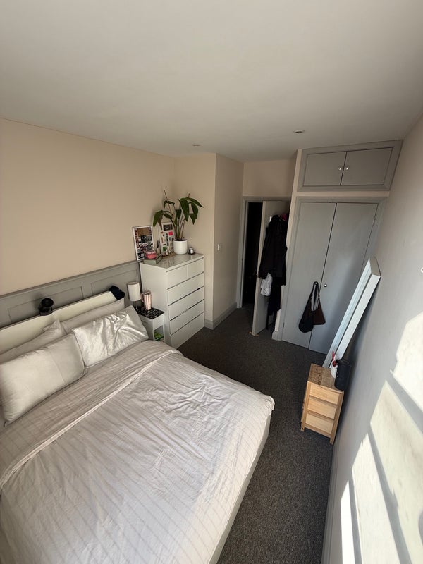 Room Geraldine Road in Greater London