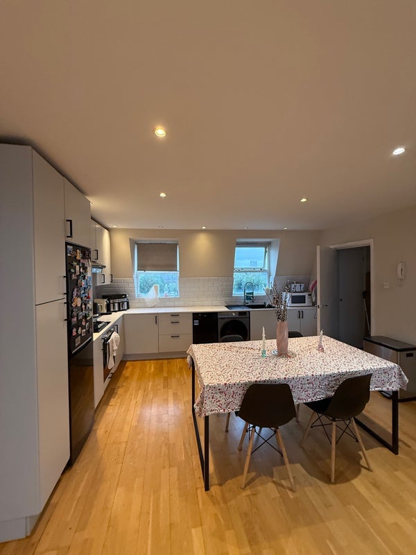 Room Geraldine Road in Greater London