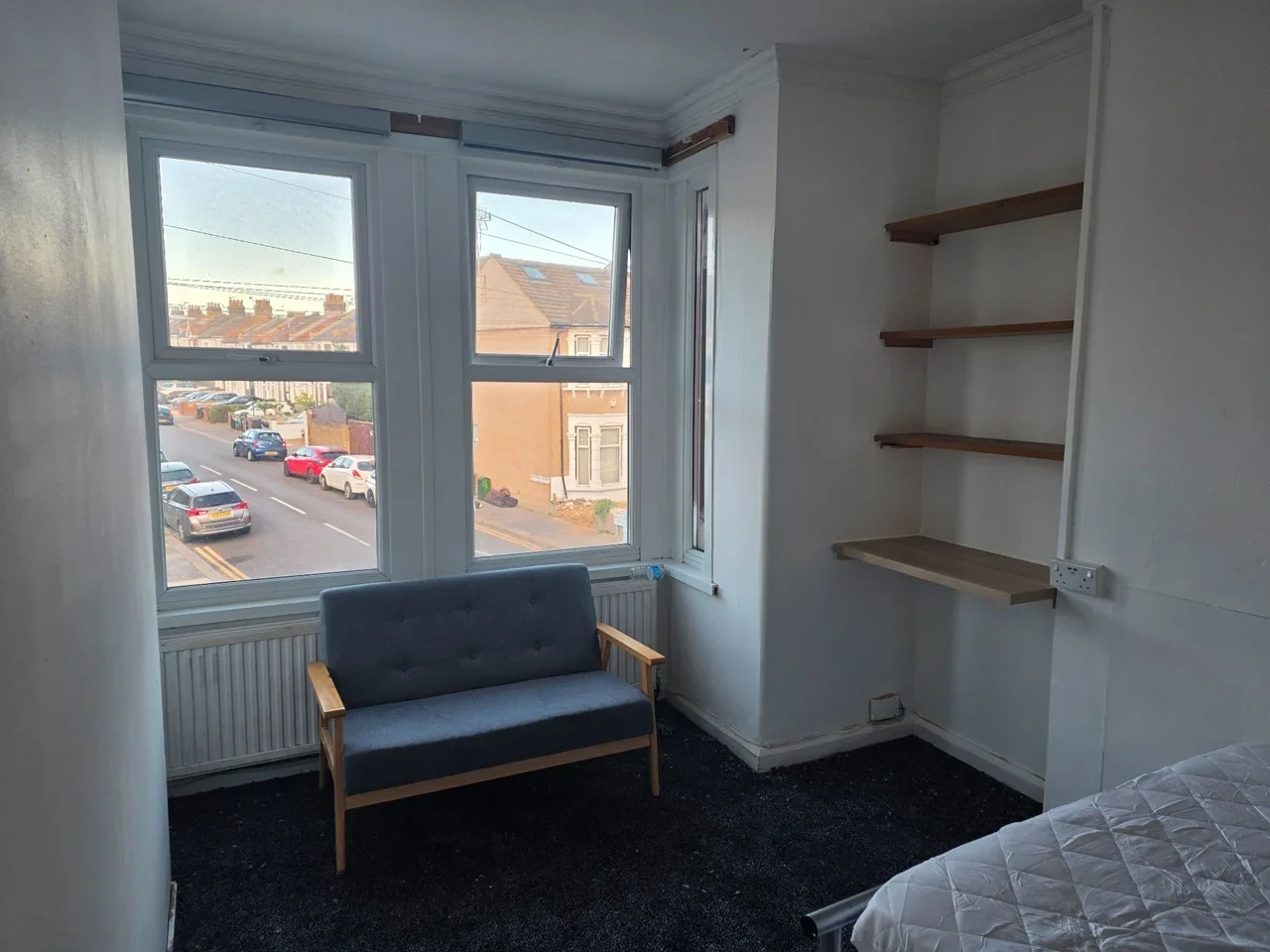Room Wanstead Park Road in Greater London