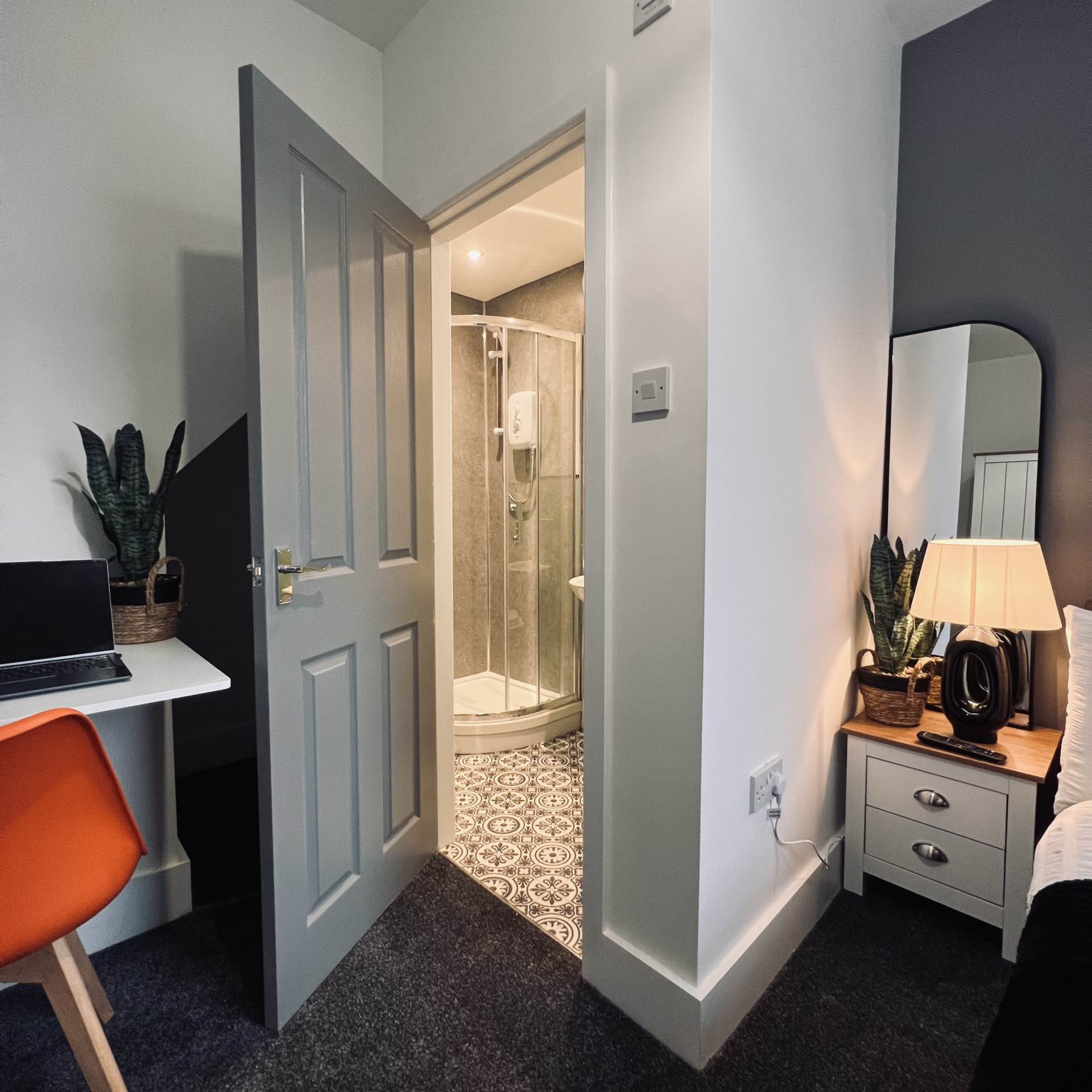 Flat Back Roscow Avenue in Bolton
