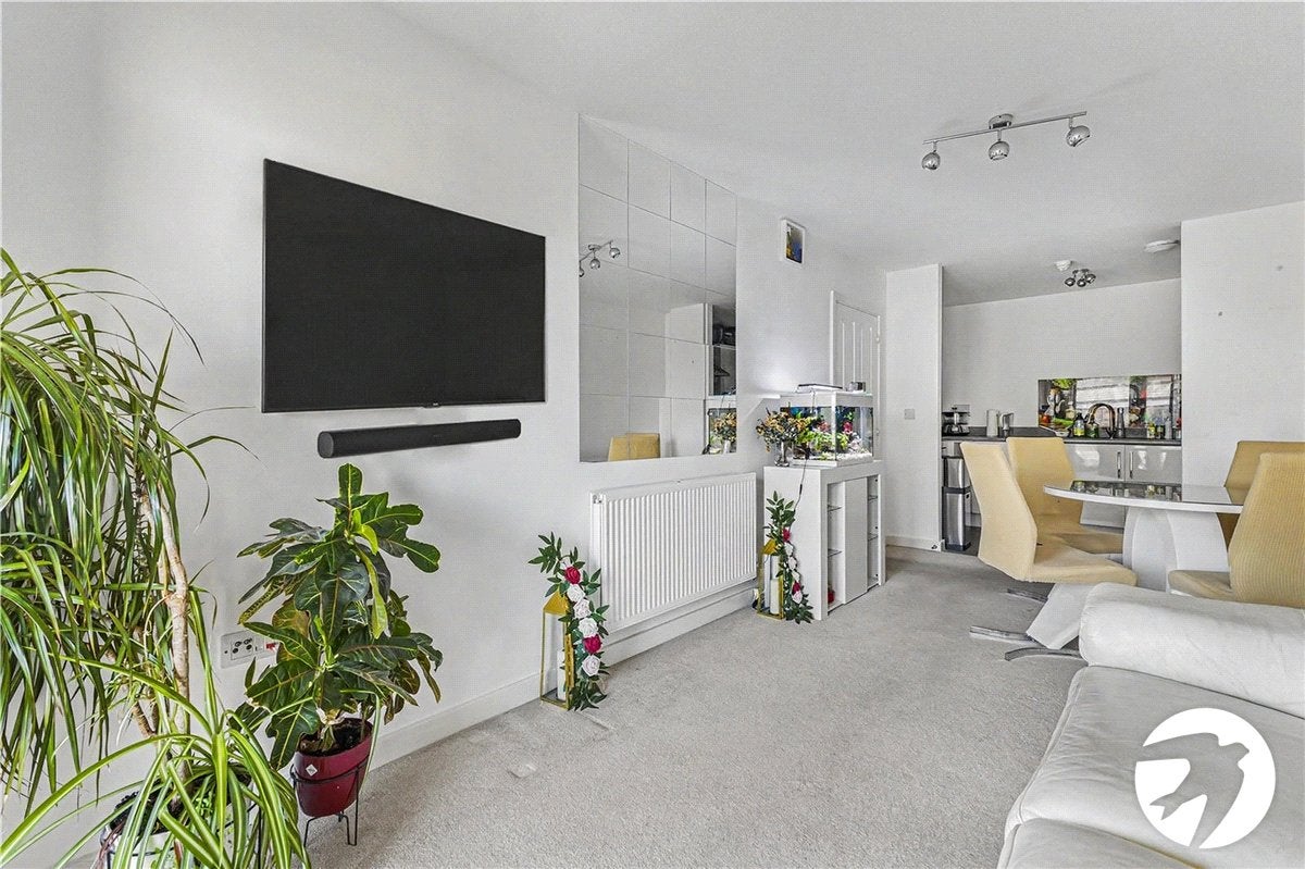 Flat Discovery Drive in Swanley