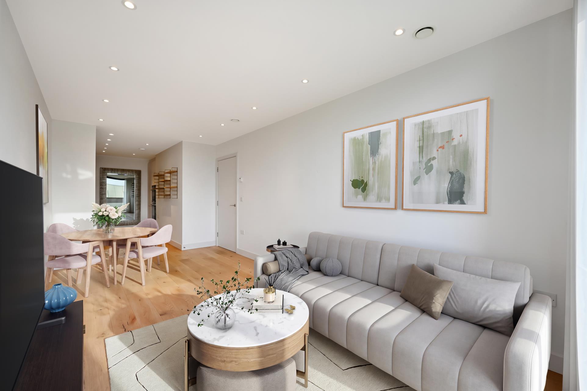 Flat Balham High Road in Greater London