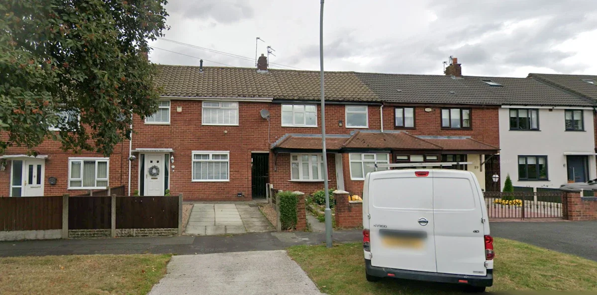 House Home Farm Road in Knowsley