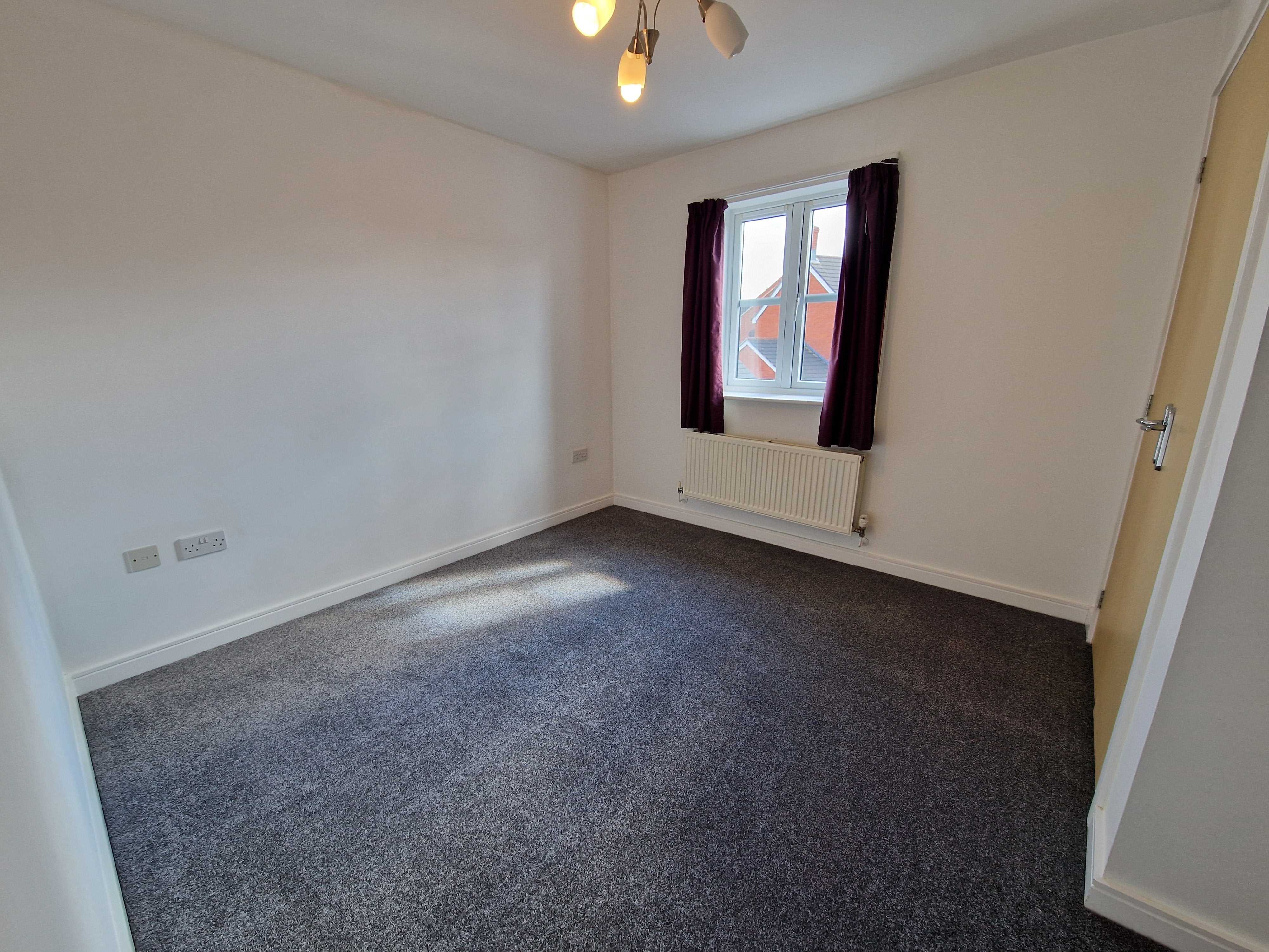 Flat Reedmoor Gardens in Wembdon