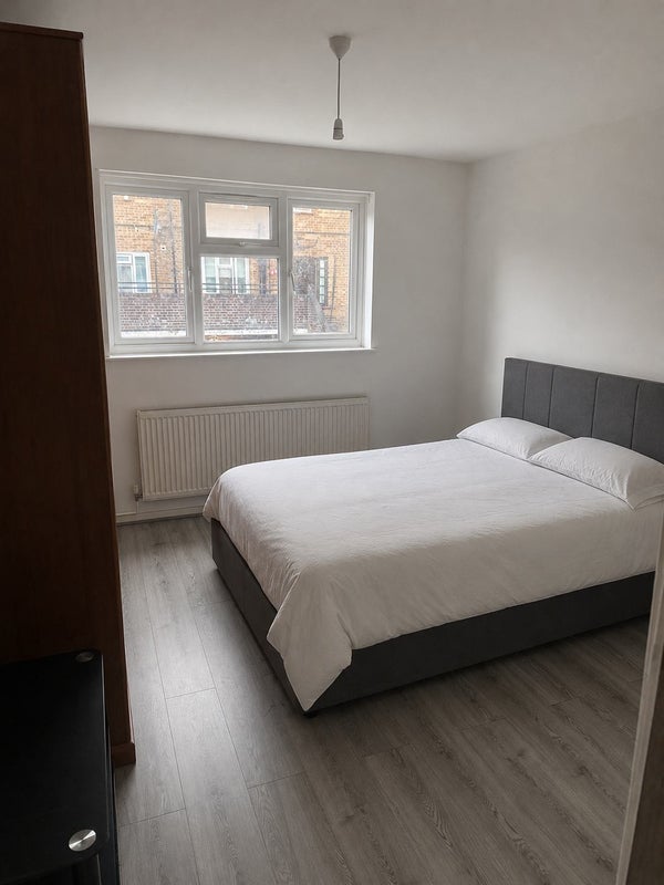 Room Darwell Close in Greater London