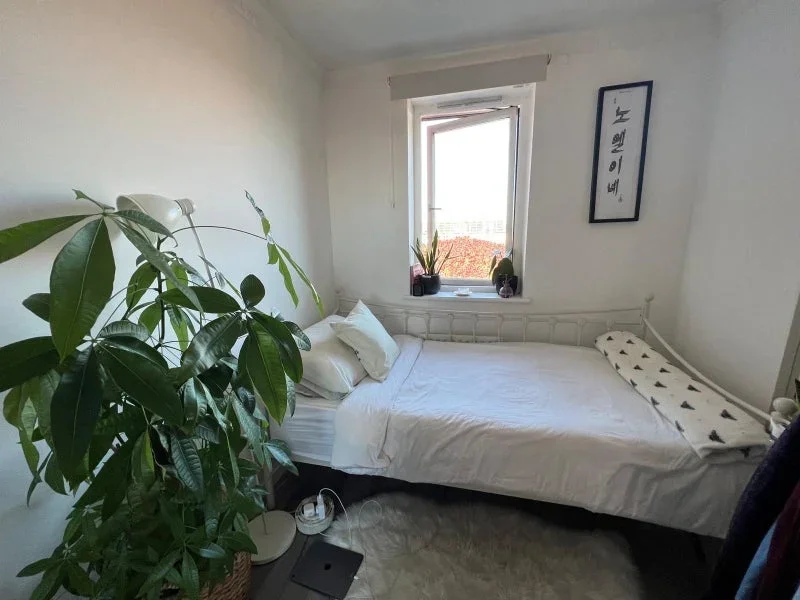 Room Paisley Terrace in Greater London