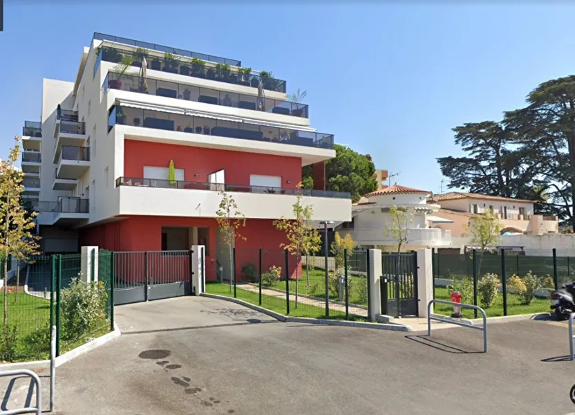 Flat Chemin du Val Fleuri in Cagnes-sur-Mer