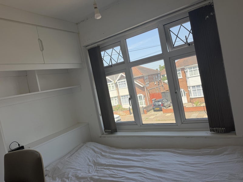Room Highgate Drive in Leicester