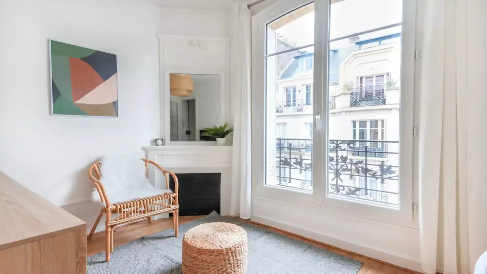 Flat Rue Pierre Guérin in Paris