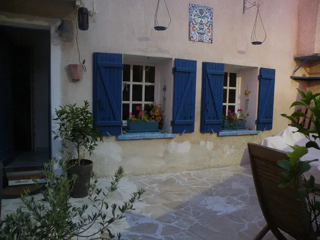 Chambre Rue Louis Pasteur à Bouc-Bel-Air
