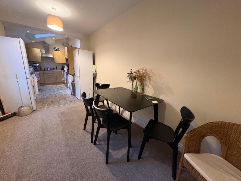 Room Ethel Street in Greater London