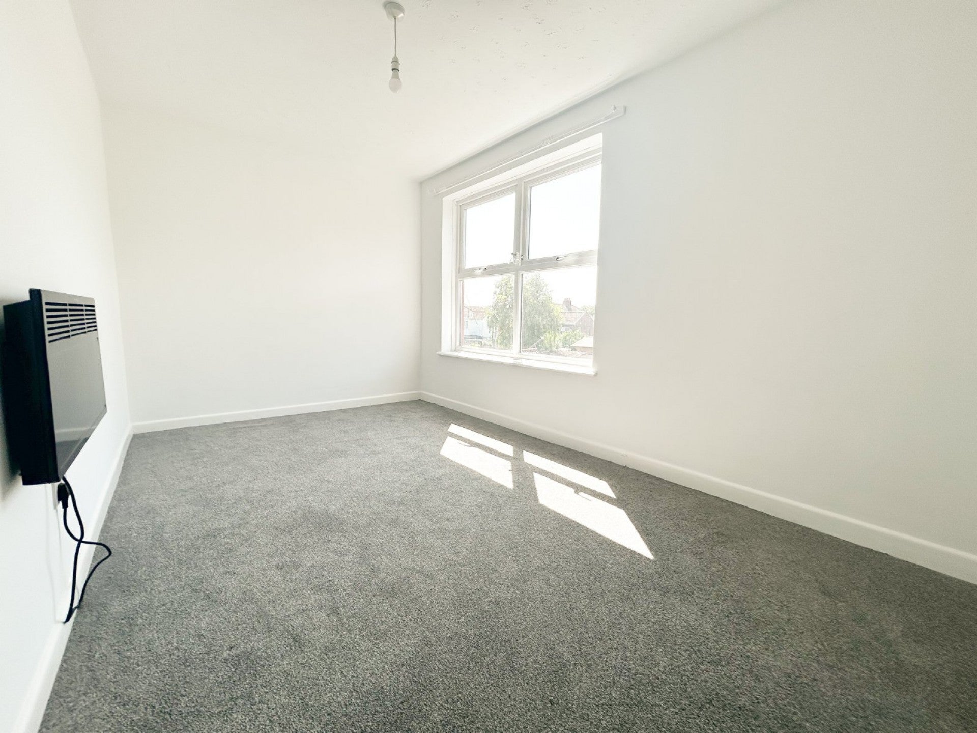 Flat Berrow Road in Burnham-on-Sea
