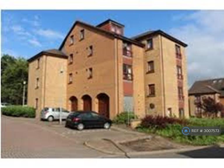 Flat Beechwood Court in Cumbernauld