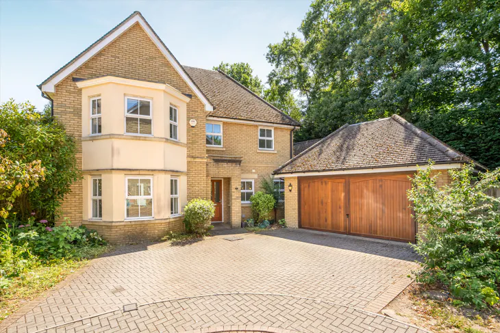 House Pinehurst in Borough of Runnymede