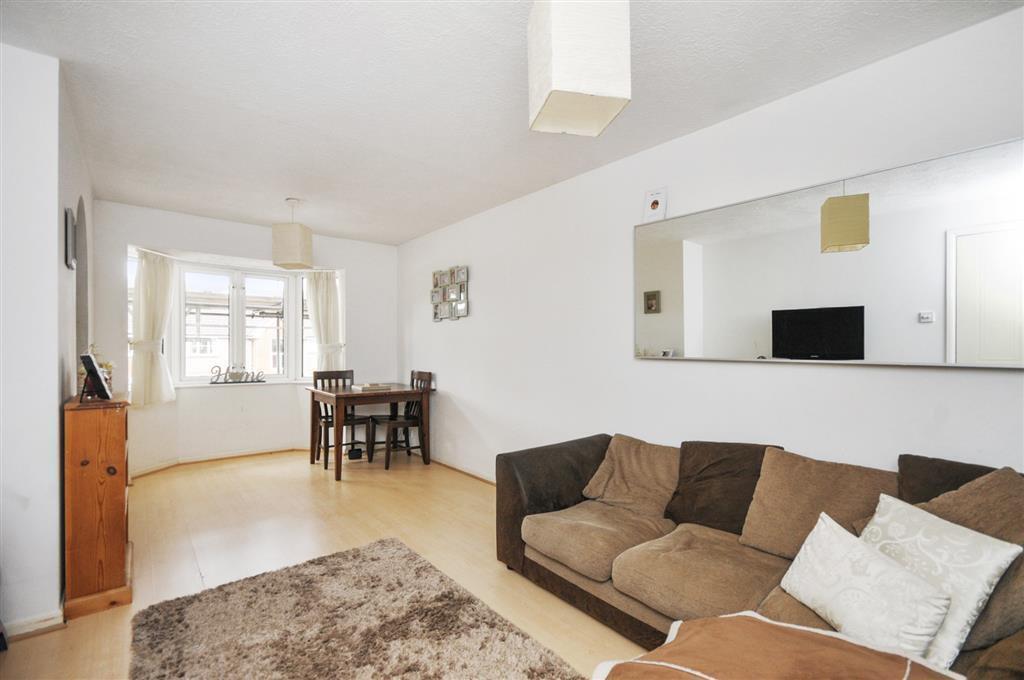 Flat Caraway Place in Greater London