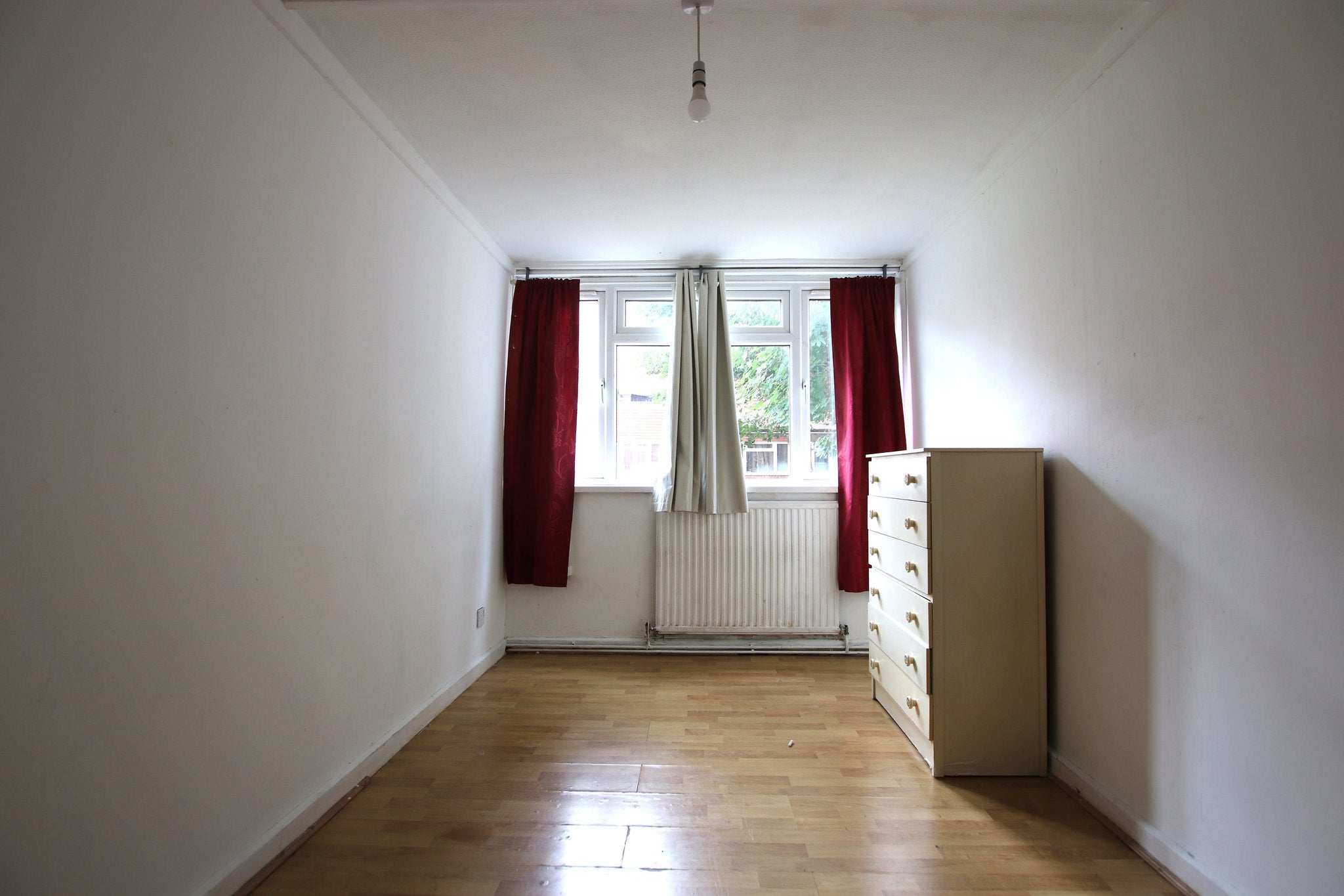 House Sadler Close in Greater London