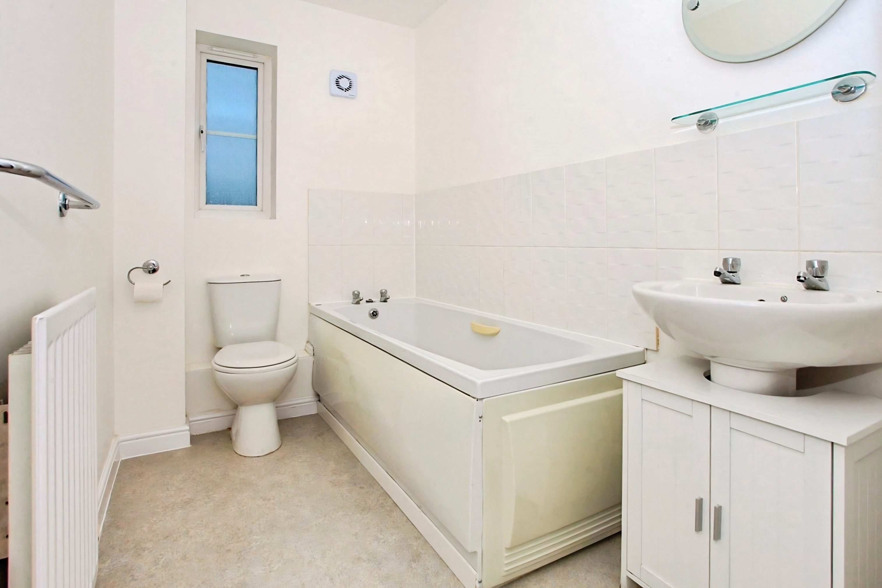 Flat Regal Place in Peterborough
