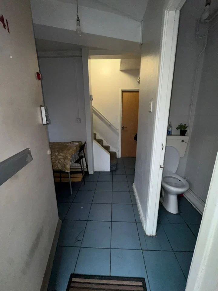 Room Solander Gardens in Greater London