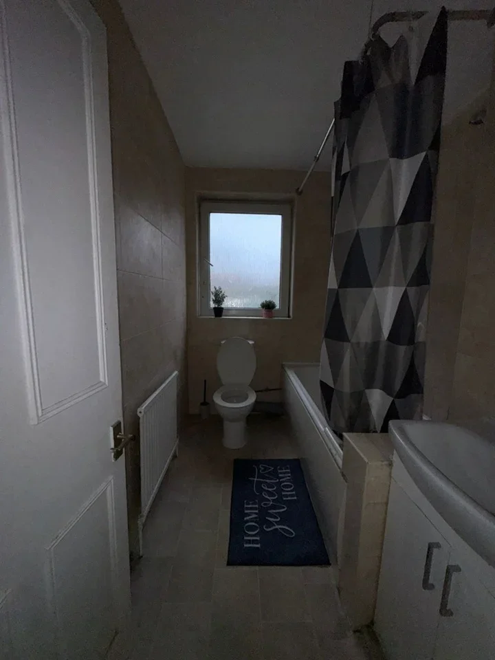 Room Solander Gardens in Greater London