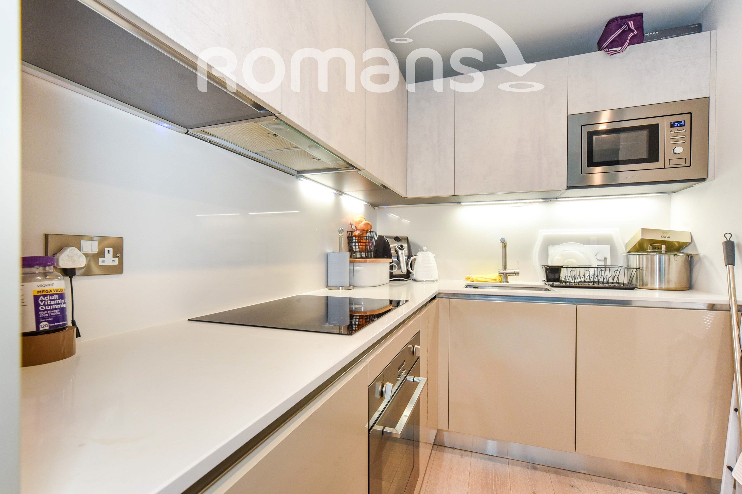 Flat Wokingham Road in Bracknell
