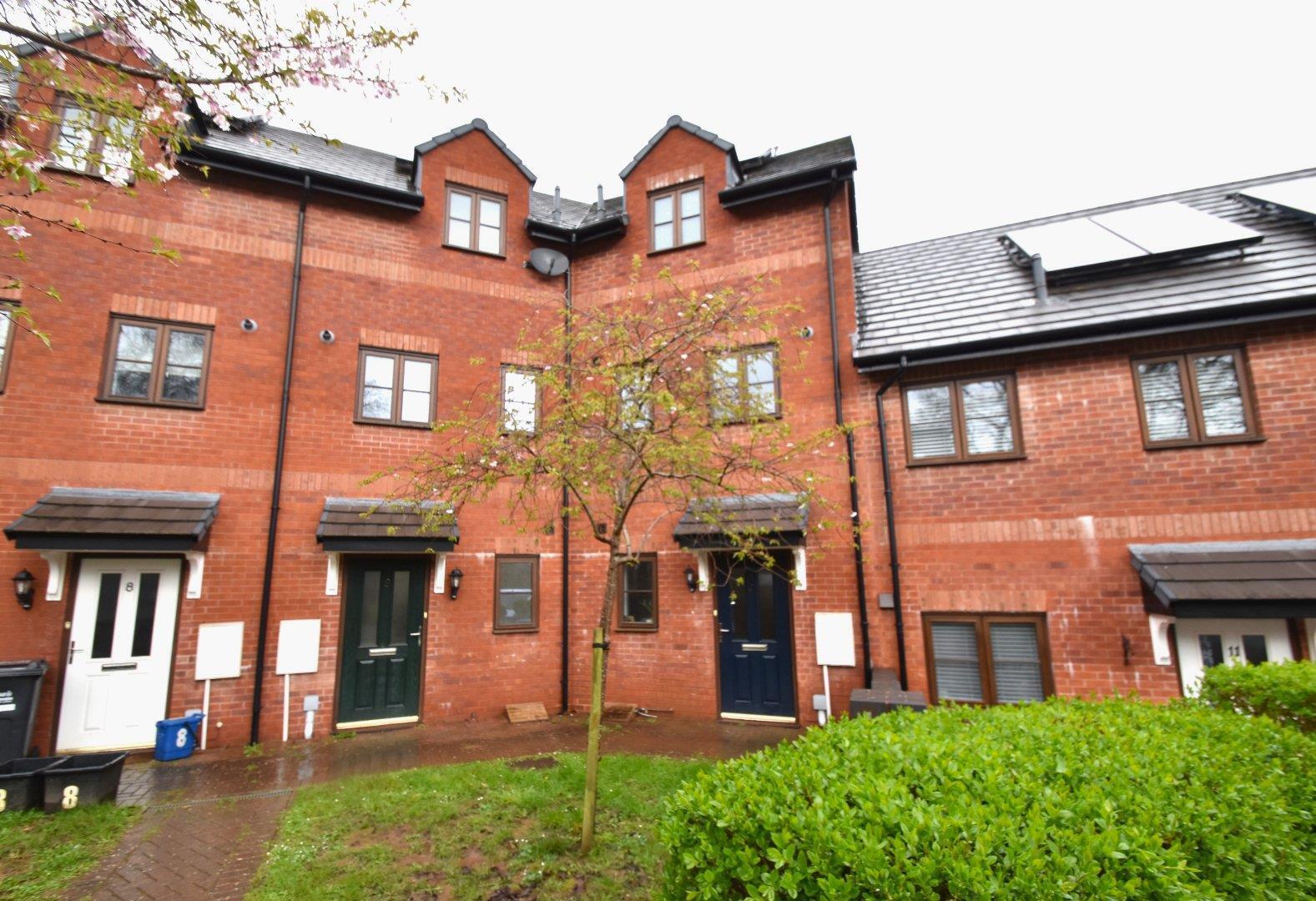 House Commercial Road in Crediton