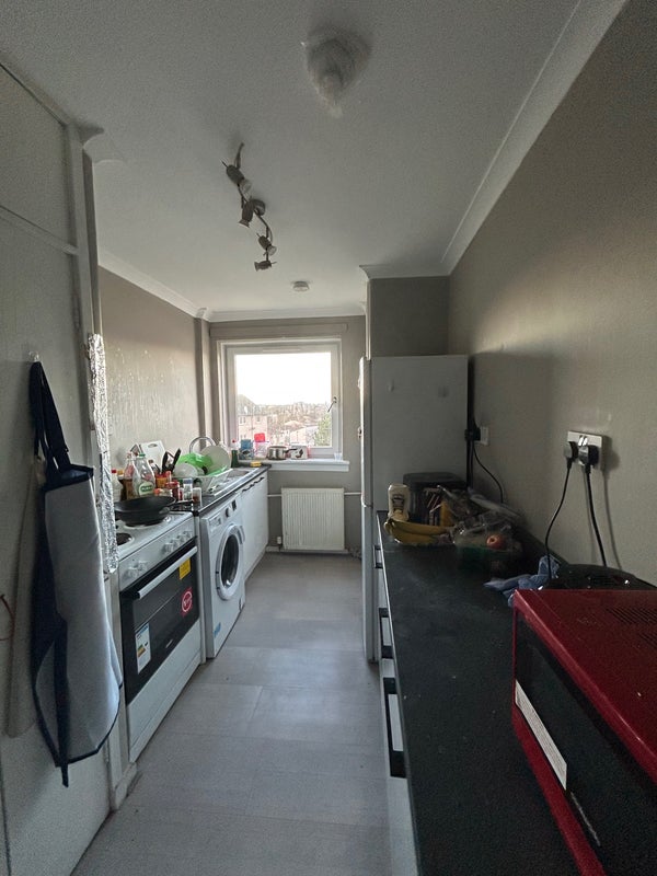 Room Claverhouse Drive in City of Edinburgh