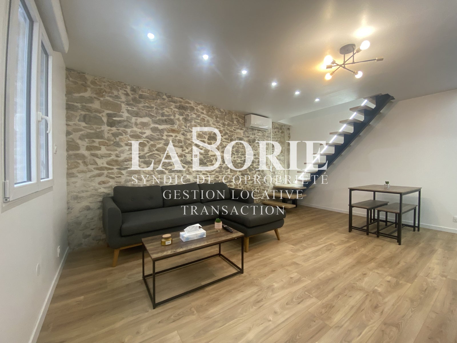 Maison Rue Isabelle à Nîmes