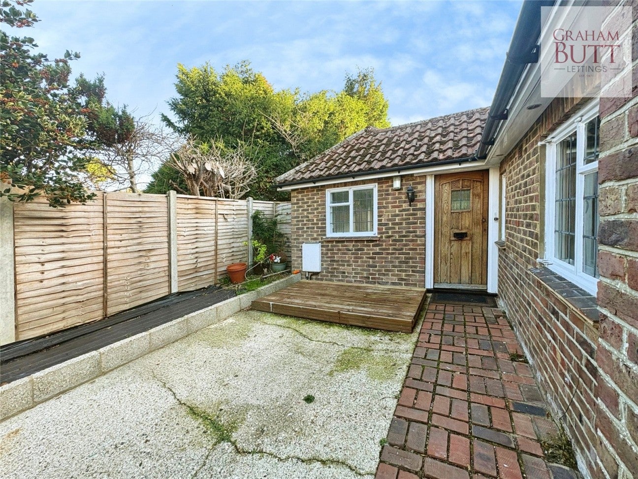 House Vicarage Lane in Arun