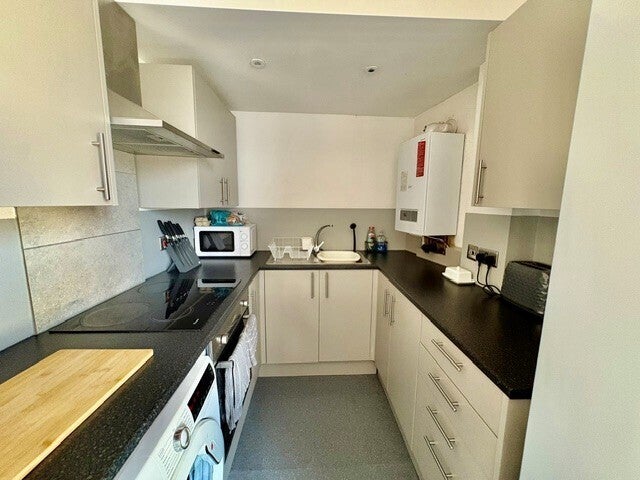 Flat Forton Road in Gosport