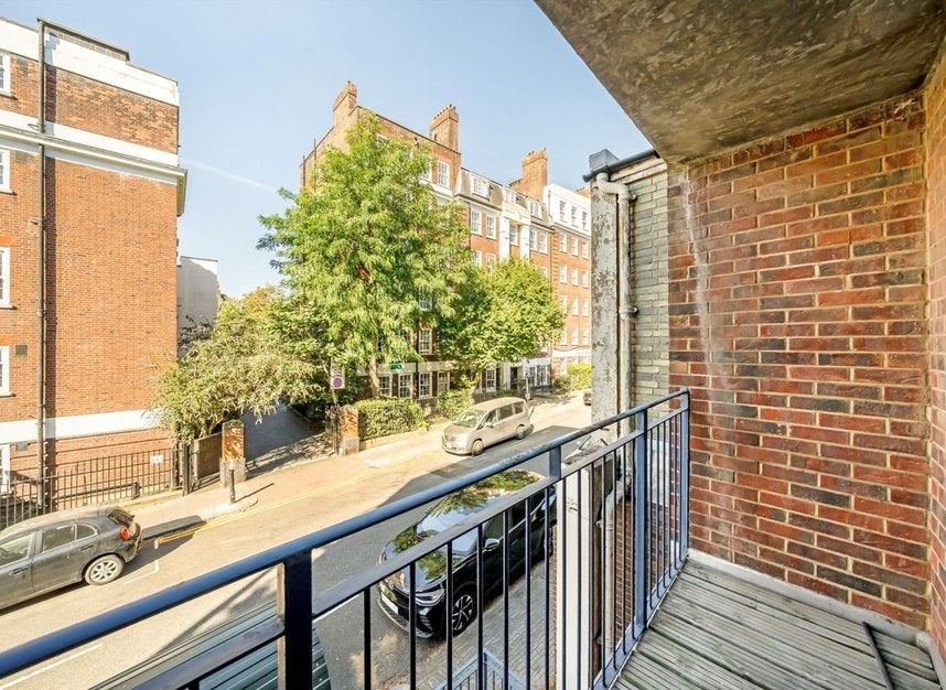 Flat Margery Street in Greater London