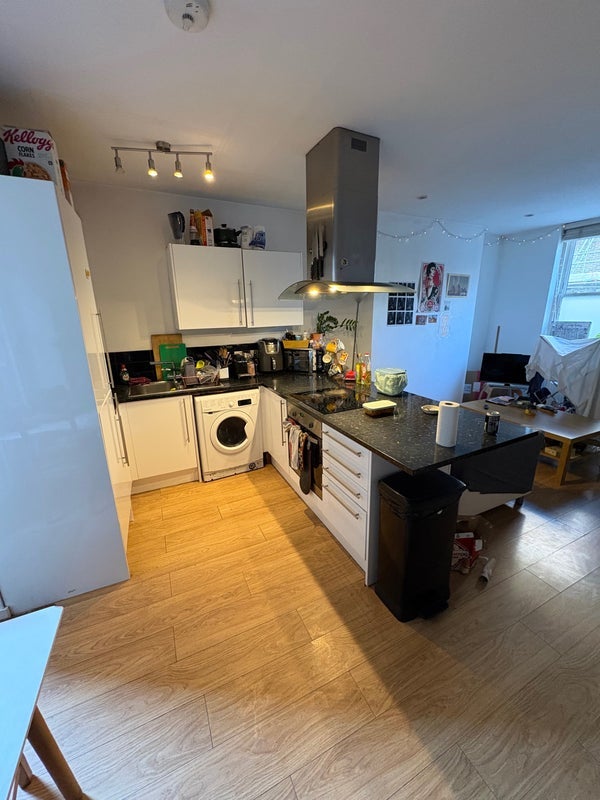 Room Rushcroft Road in Greater London