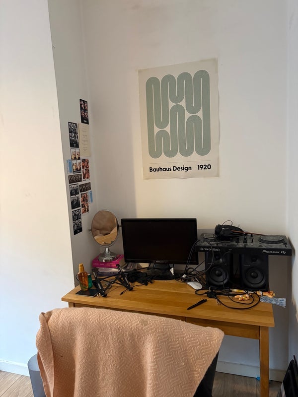 Room Rushcroft Road in Greater London