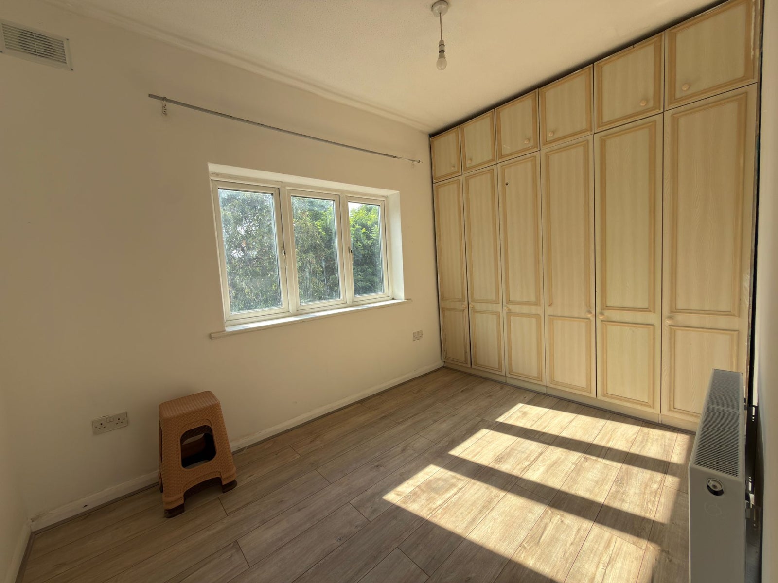 Flat Mansfield Road in Greater London