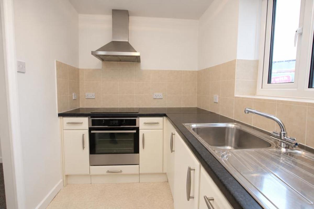 Flat Redcliff Mead Lane in Bristol