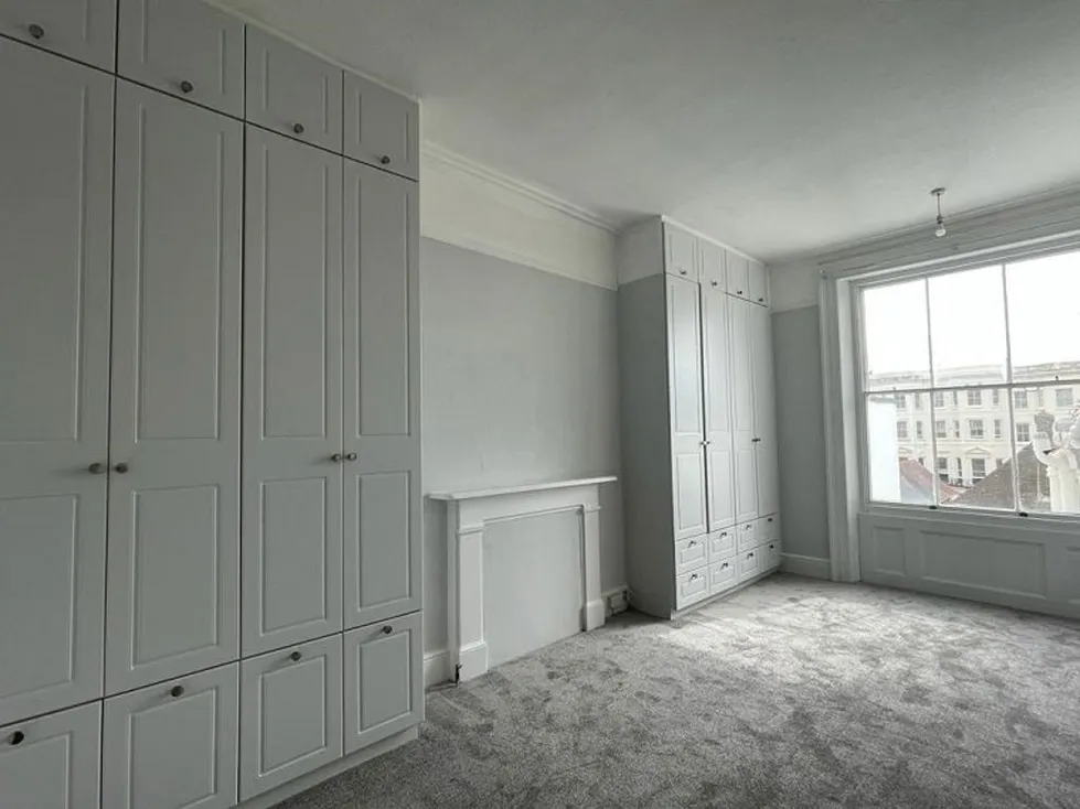 Flat Palmeira Square in Hove