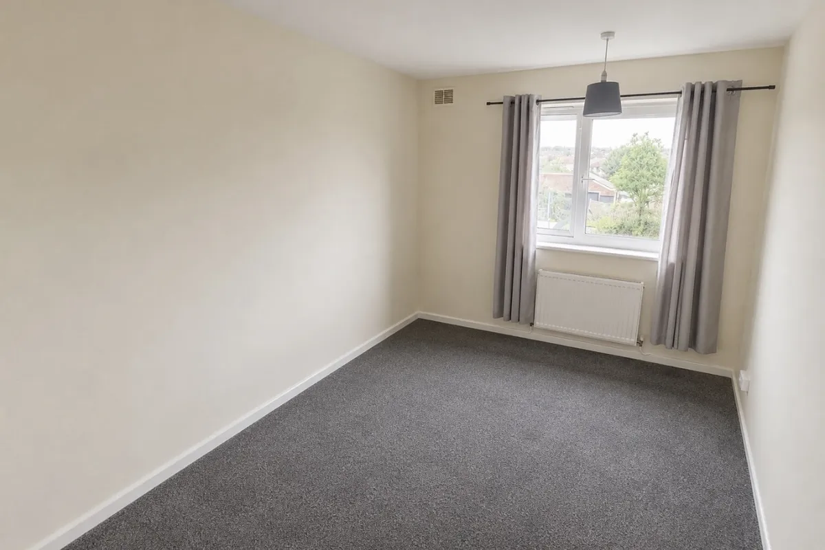 Room Studfall Avenue in Corby